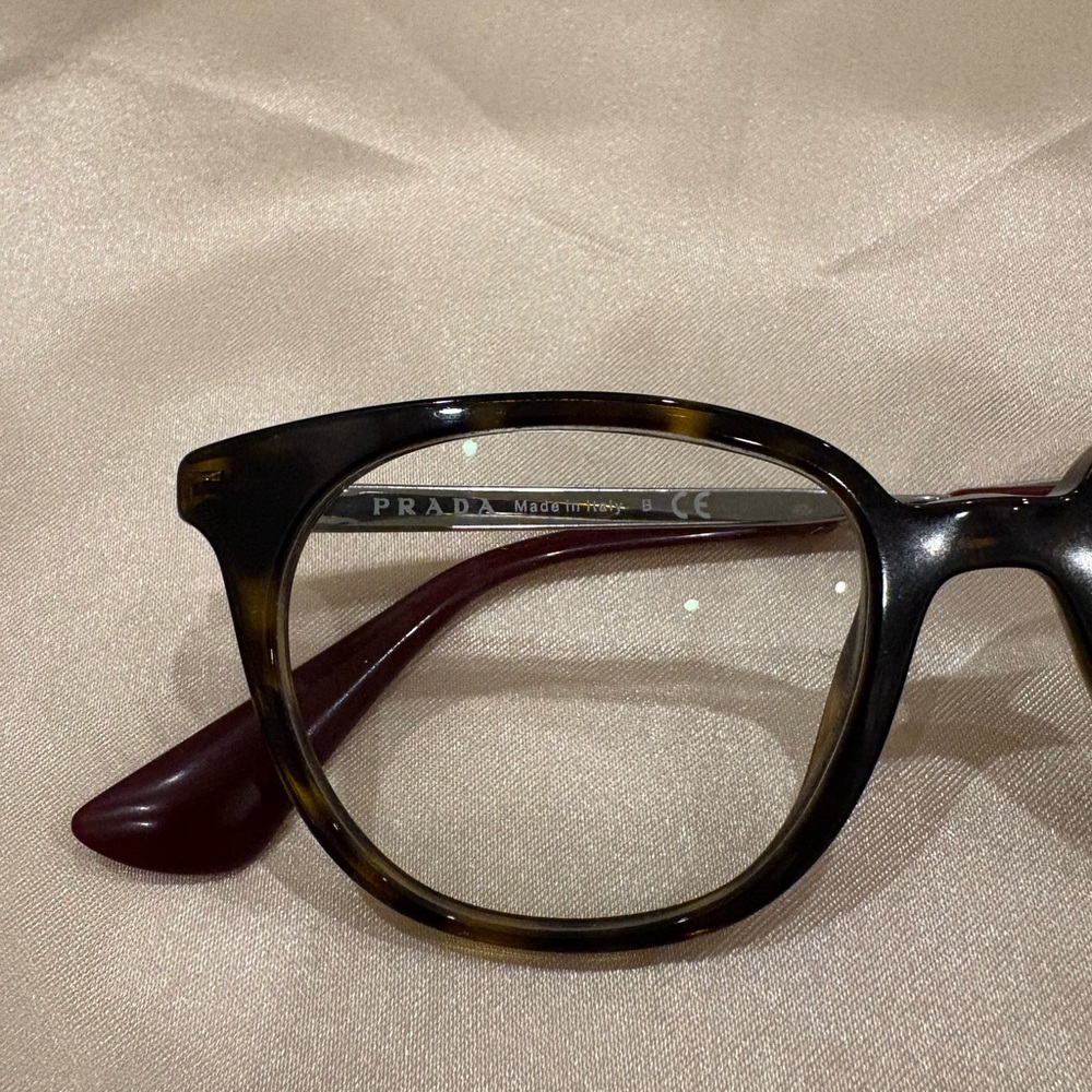Prada Eyeglasses - great condition, comes with Prada eye glasses case. - Picture 3 of 7